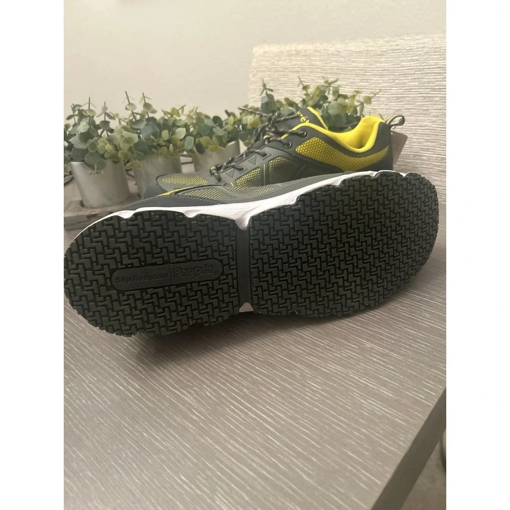 Propét Mens Seeley‎ Obsolete size 16